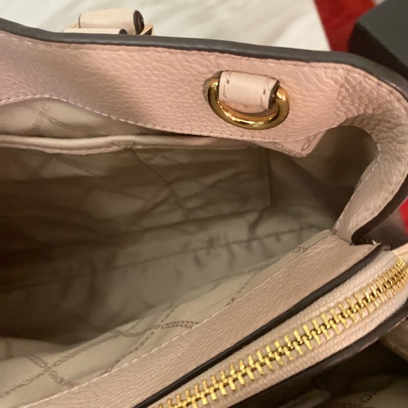 Michael Kors Camille Satchel - Picture 5 of 11